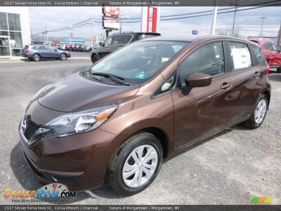 Front 3/4 View of 2017 Nissan Versa Note SV Photo #12