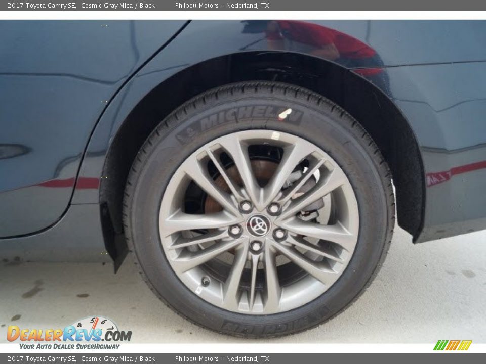 2017 Toyota Camry SE Cosmic Gray Mica / Black Photo #5