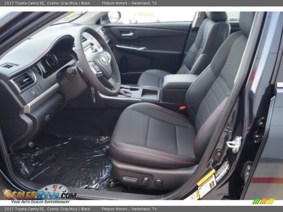 2017 Toyota Camry SE Cosmic Gray Mica / Black Photo #6