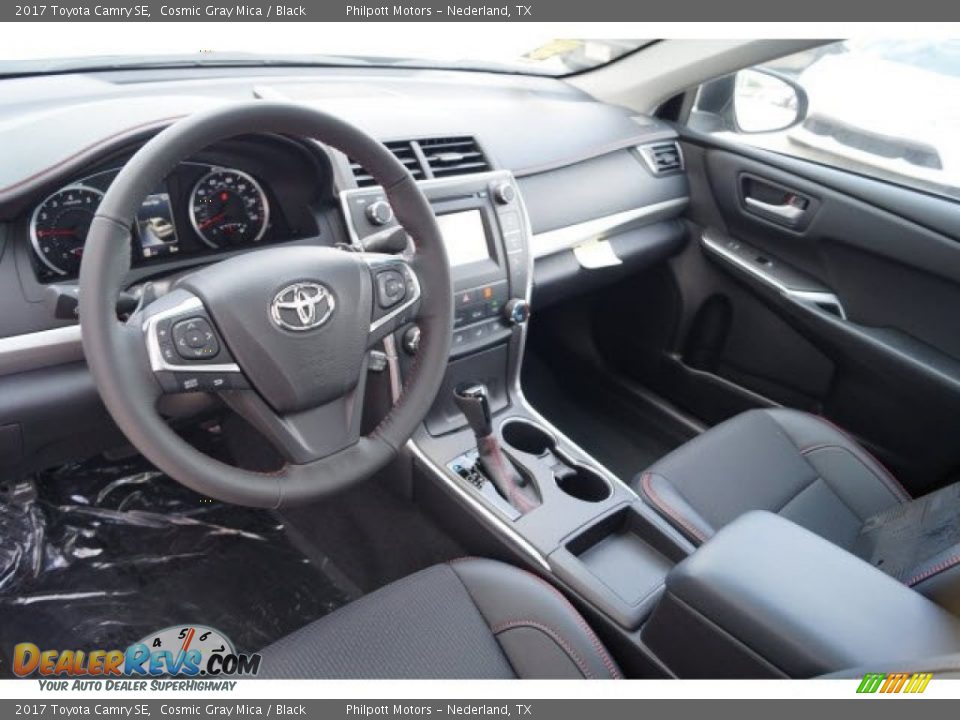2017 Toyota Camry SE Cosmic Gray Mica / Black Photo #7
