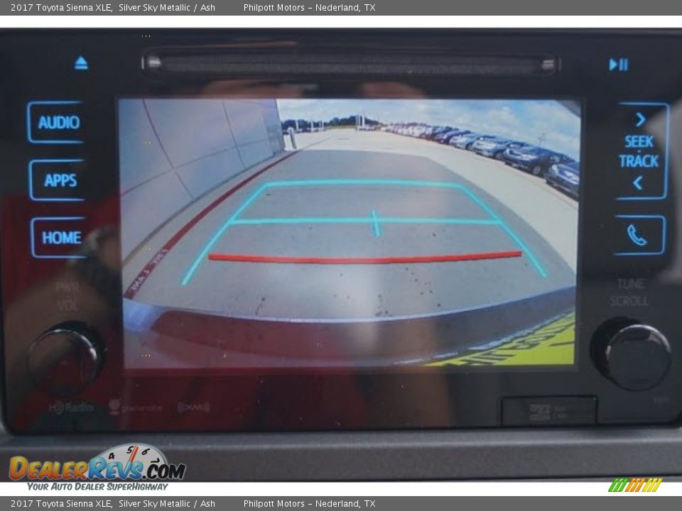 2017 Toyota Sienna XLE Silver Sky Metallic / Ash Photo #13