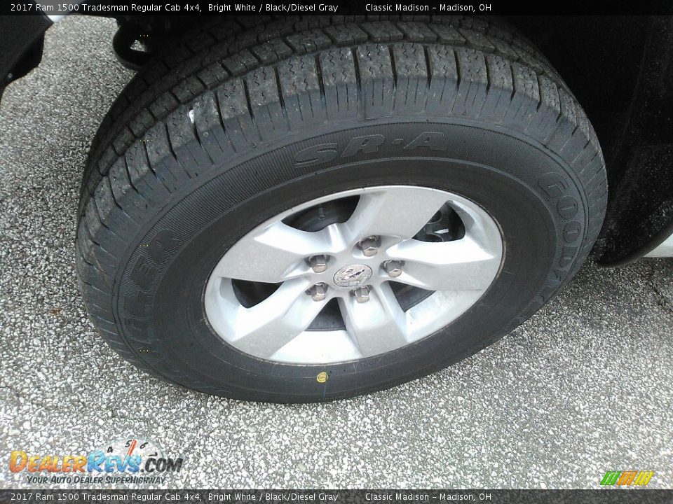 2017 Ram 1500 Tradesman Regular Cab 4x4 Bright White / Black/Diesel Gray Photo #9