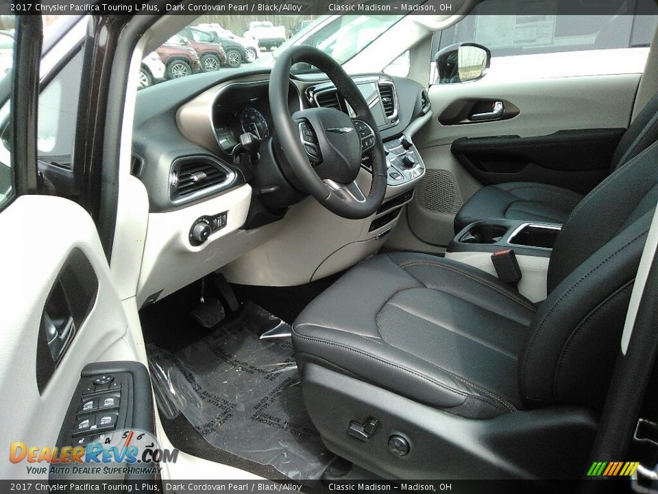 2017 Chrysler Pacifica Touring L Plus Dark Cordovan Pearl / Black/Alloy Photo #5