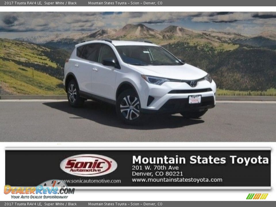 2017 Toyota RAV4 LE Super White / Black Photo #1