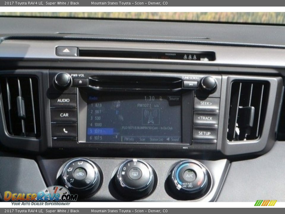 2017 Toyota RAV4 LE Super White / Black Photo #6