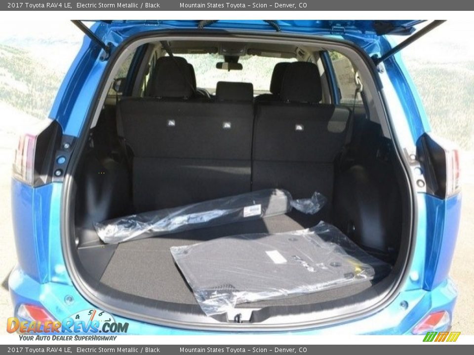 2017 Toyota RAV4 LE Electric Storm Metallic / Black Photo #8
