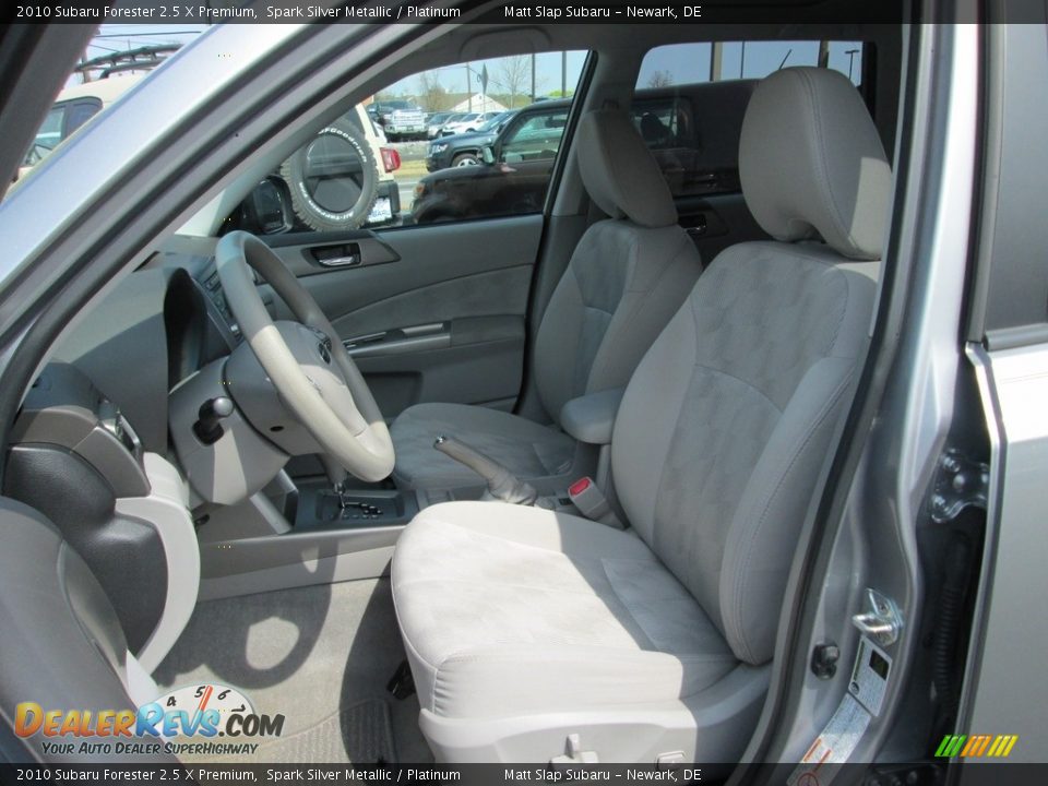 2010 Subaru Forester 2.5 X Premium Spark Silver Metallic / Platinum Photo #12
