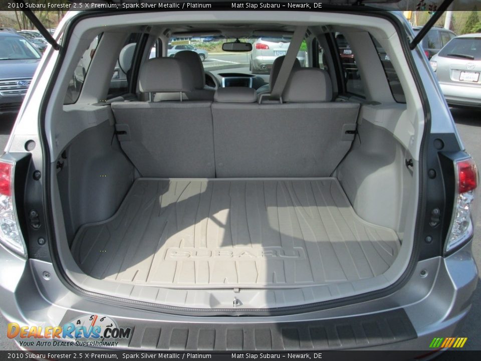 2010 Subaru Forester 2.5 X Premium Spark Silver Metallic / Platinum Photo #19