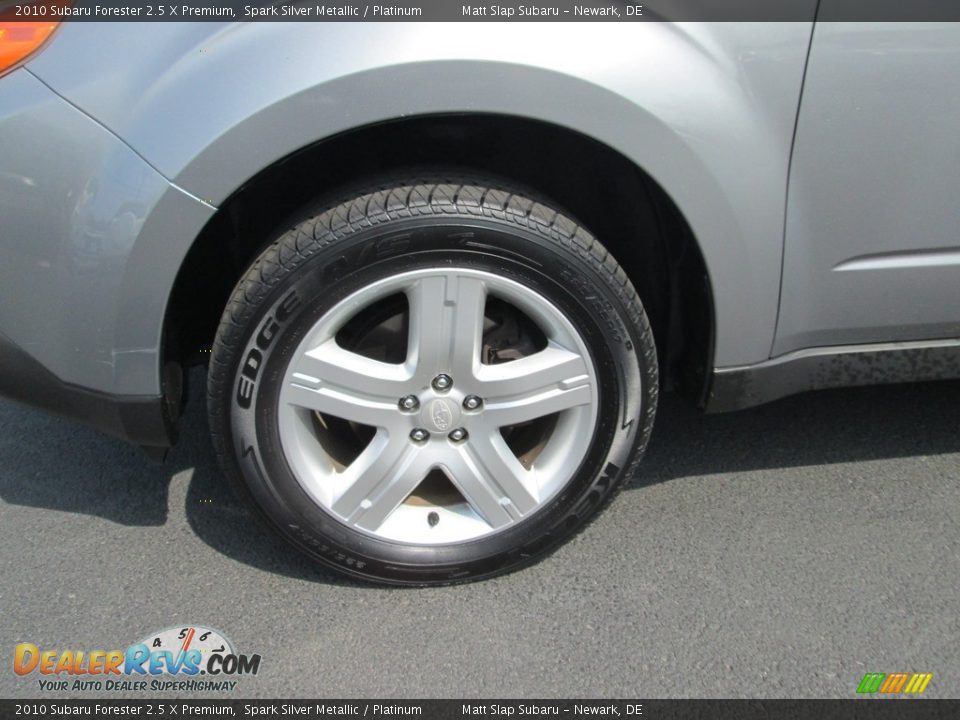 2010 Subaru Forester 2.5 X Premium Spark Silver Metallic / Platinum Photo #22
