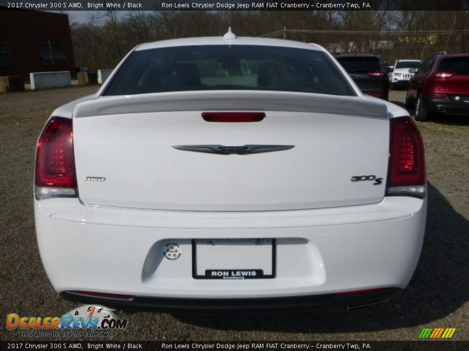 2017 Chrysler 300 S AWD Bright White / Black Photo #5