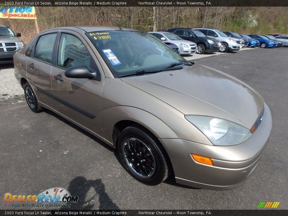 Front 3/4 View of 2003 Ford Focus LX Sedan Photo #5