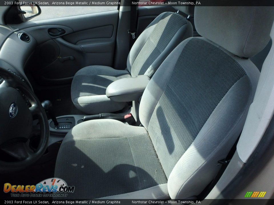 2003 Ford Focus LX Sedan Arizona Beige Metallic / Medium Graphite Photo #8