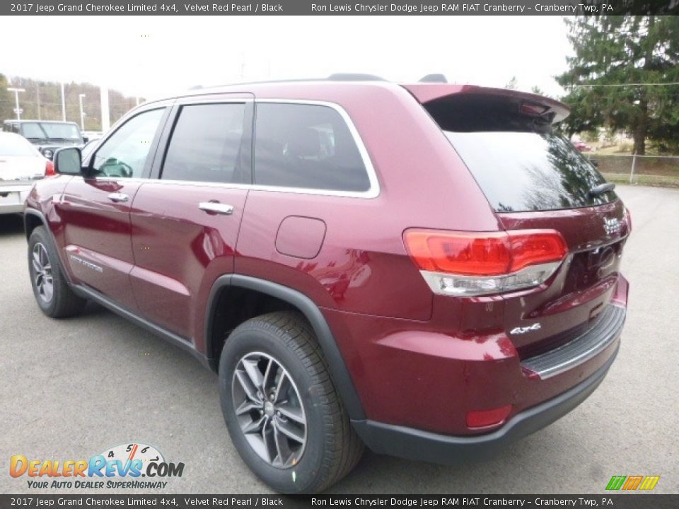 2017 Jeep Grand Cherokee Limited 4x4 Velvet Red Pearl / Black Photo #4