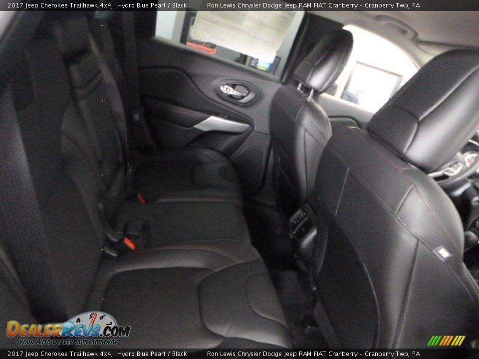 2017 Jeep Cherokee Trailhawk 4x4 Hydro Blue Pearl / Black Photo #6