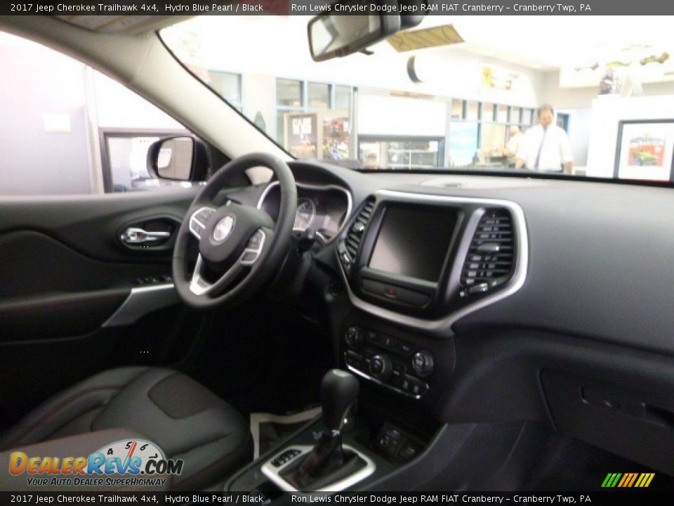 2017 Jeep Cherokee Trailhawk 4x4 Hydro Blue Pearl / Black Photo #9