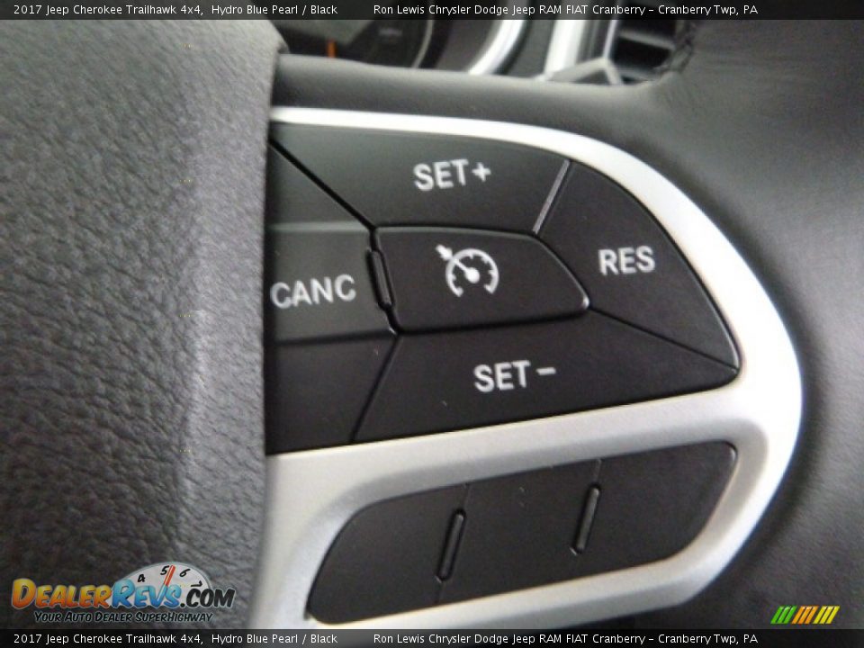 2017 Jeep Cherokee Trailhawk 4x4 Hydro Blue Pearl / Black Photo #14