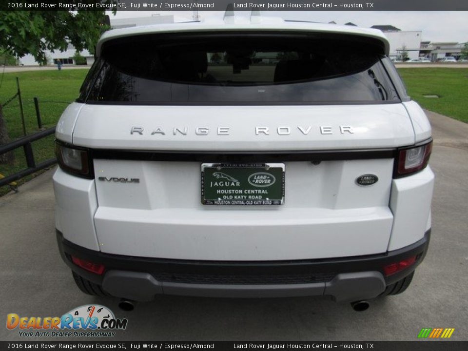 2016 Land Rover Range Rover Evoque SE Fuji White / Espresso/Almond Photo #8