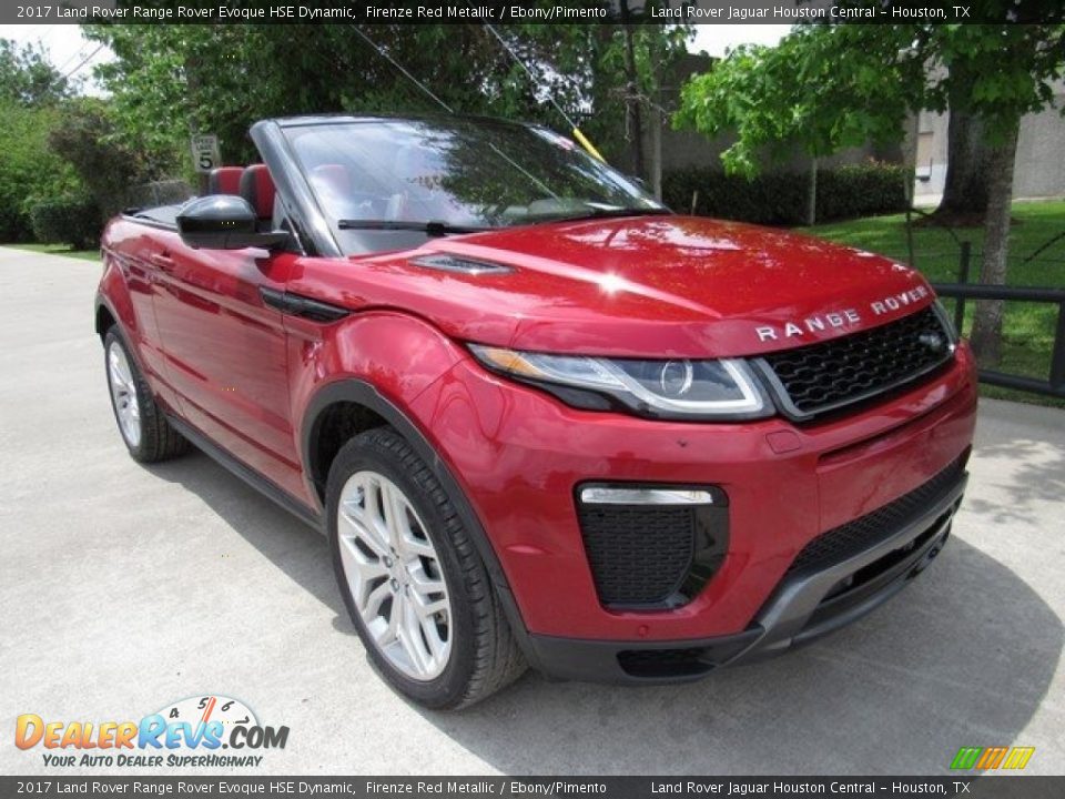 Front 3/4 View of 2017 Land Rover Range Rover Evoque HSE Dynamic Photo #2