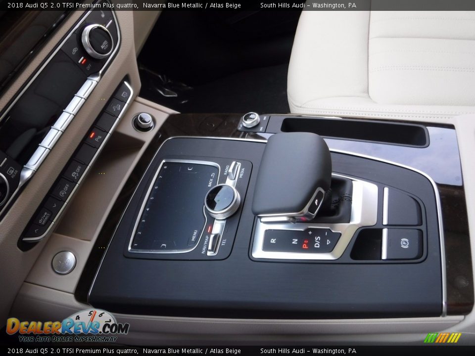2018 Audi Q5 2.0 TFSI Premium Plus quattro Shifter Photo #24
