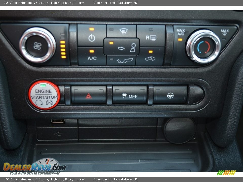 Controls of 2017 Ford Mustang V6 Coupe Photo #13