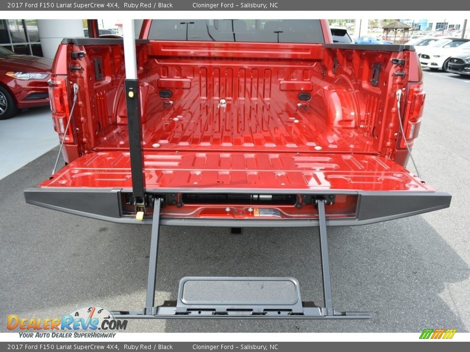 2017 Ford F150 Lariat SuperCrew 4X4 Ruby Red / Black Photo #6