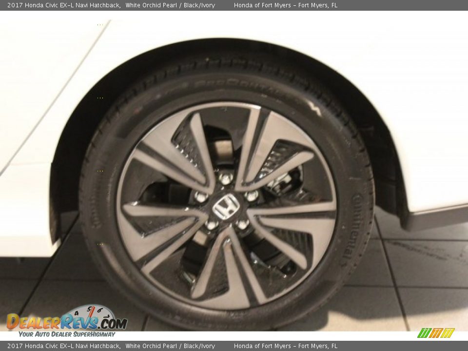 2017 Honda Civic EX-L Navi Hatchback White Orchid Pearl / Black/Ivory Photo #6