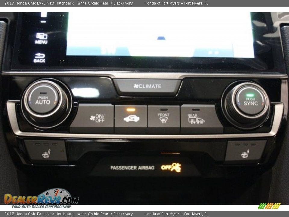 2017 Honda Civic EX-L Navi Hatchback White Orchid Pearl / Black/Ivory Photo #19