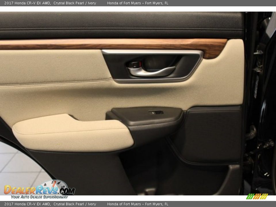 2017 Honda CR-V EX AWD Crystal Black Pearl / Ivory Photo #24