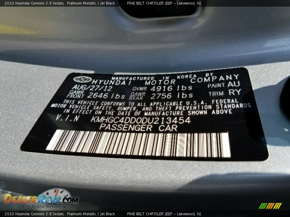 2013 Hyundai Genesis 3.8 Sedan Platinum Metallic / Jet Black Photo #19