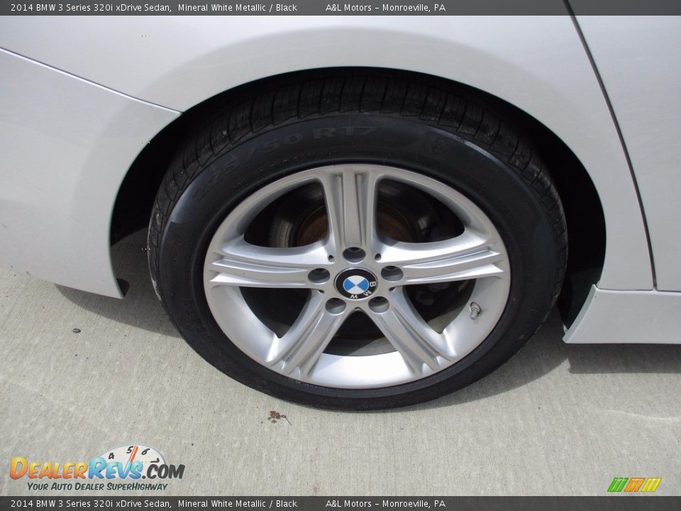 2014 BMW 3 Series 320i xDrive Sedan Mineral White Metallic / Black Photo #3