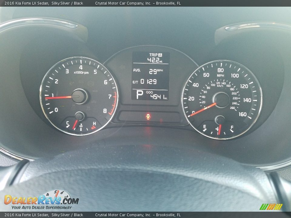 2016 Kia Forte LX Sedan Silky Silver / Black Photo #14