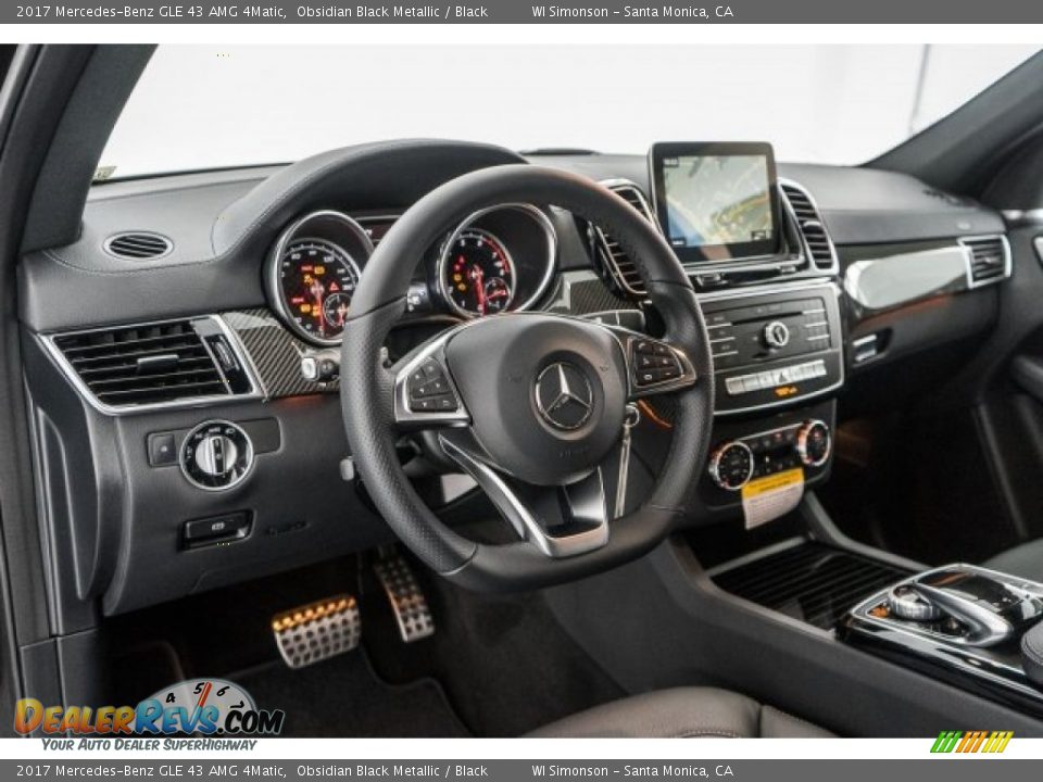Dashboard of 2017 Mercedes-Benz GLE 43 AMG 4Matic Photo #5