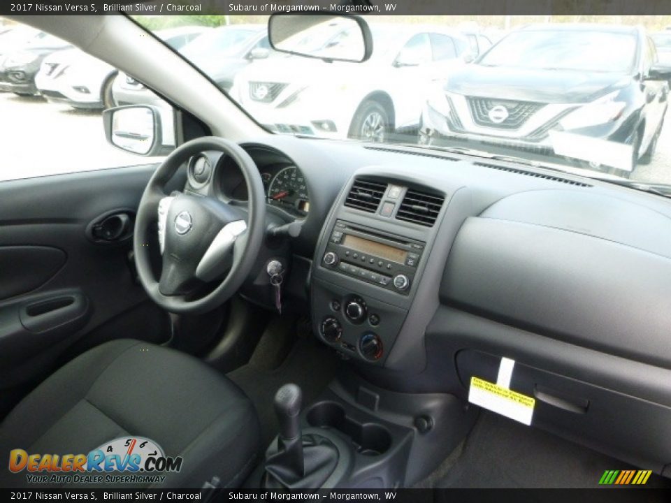 2017 Nissan Versa S Brilliant Silver / Charcoal Photo #5