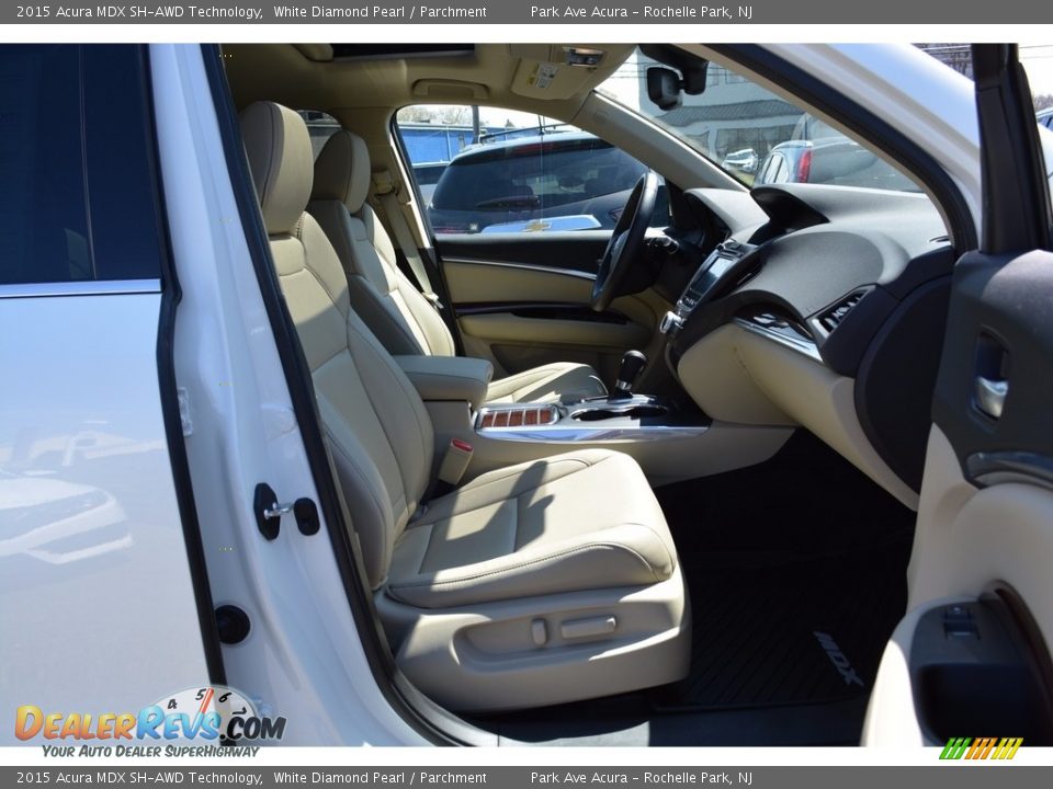 2015 Acura MDX SH-AWD Technology White Diamond Pearl / Parchment Photo #28