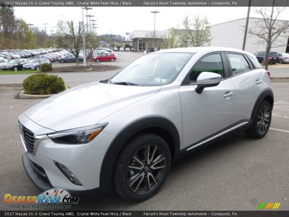 Front 3/4 View of 2017 Mazda CX-3 Grand Touring AWD Photo #5