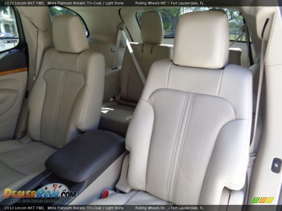 Rear Seat of 2010 Lincoln MKT FWD Photo #18