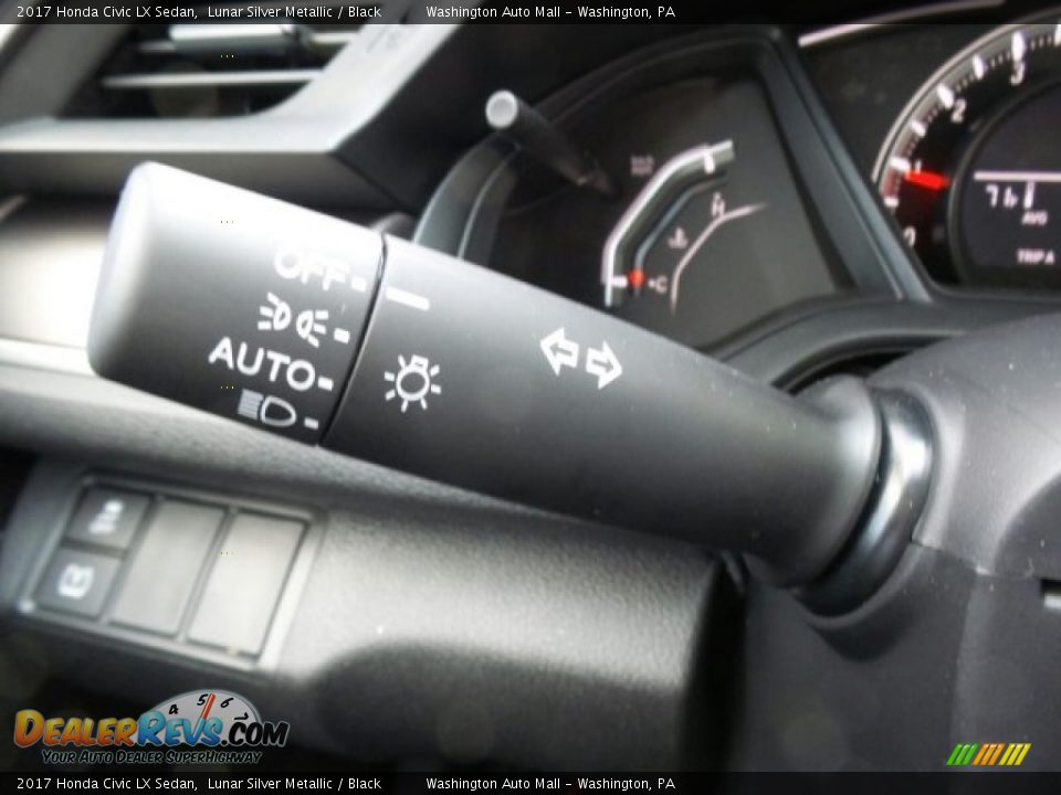 2017 Honda Civic LX Sedan Lunar Silver Metallic / Black Photo #20