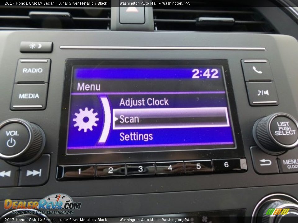 2017 Honda Civic LX Sedan Lunar Silver Metallic / Black Photo #24