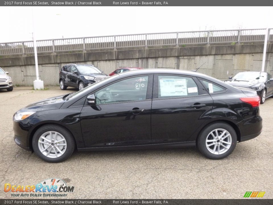 2017 Ford Focus SE Sedan Shadow Black / Charcoal Black Photo #6