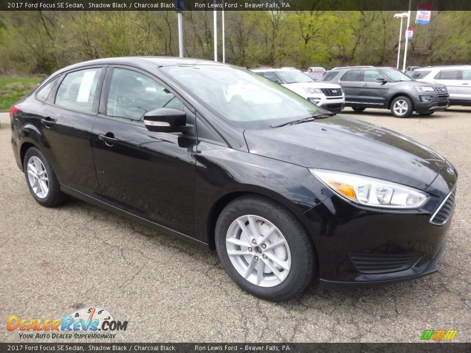 2017 Ford Focus SE Sedan Shadow Black / Charcoal Black Photo #9
