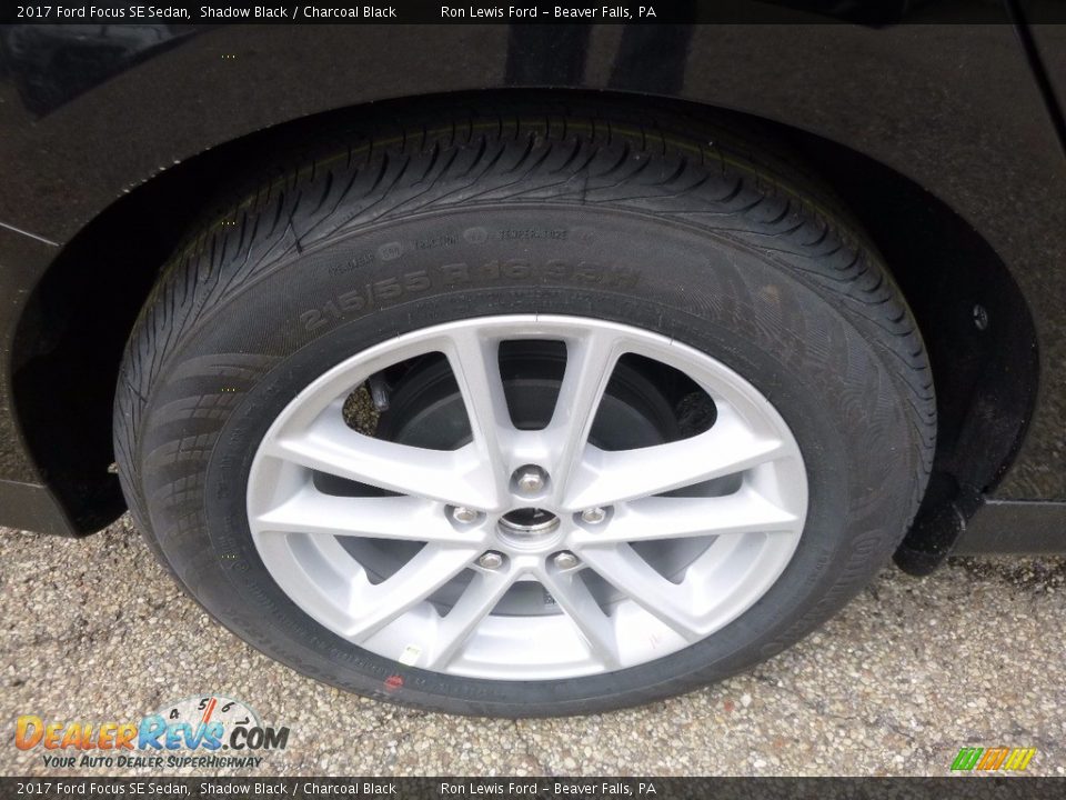 2017 Ford Focus SE Sedan Shadow Black / Charcoal Black Photo #10