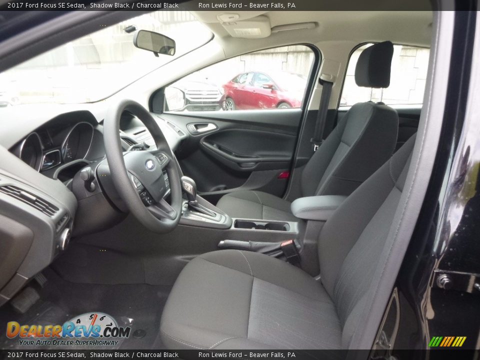2017 Ford Focus SE Sedan Shadow Black / Charcoal Black Photo #11