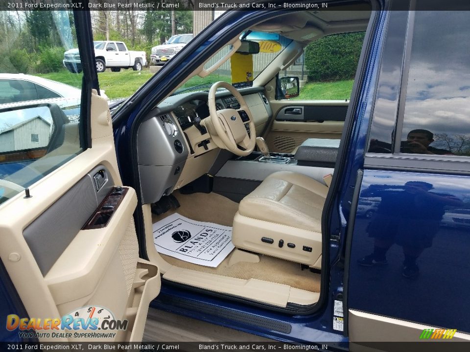 2011 Ford Expedition XLT Dark Blue Pearl Metallic / Camel Photo #15