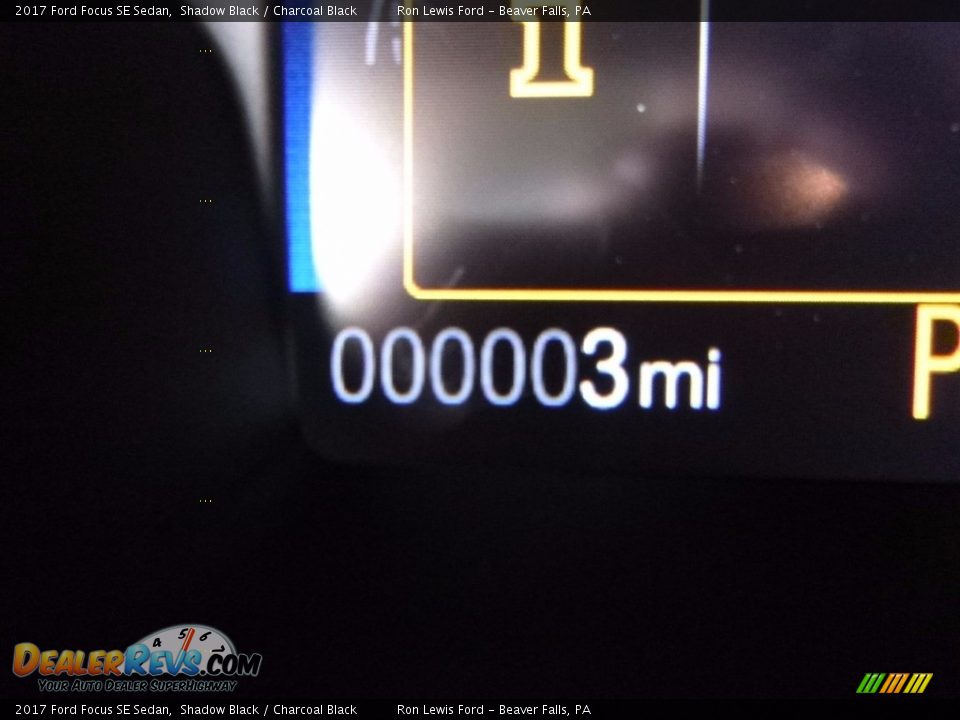 2017 Ford Focus SE Sedan Shadow Black / Charcoal Black Photo #20