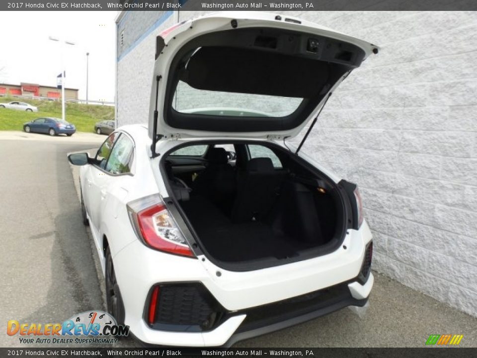 2017 Honda Civic EX Hatchback White Orchid Pearl / Black Photo #9