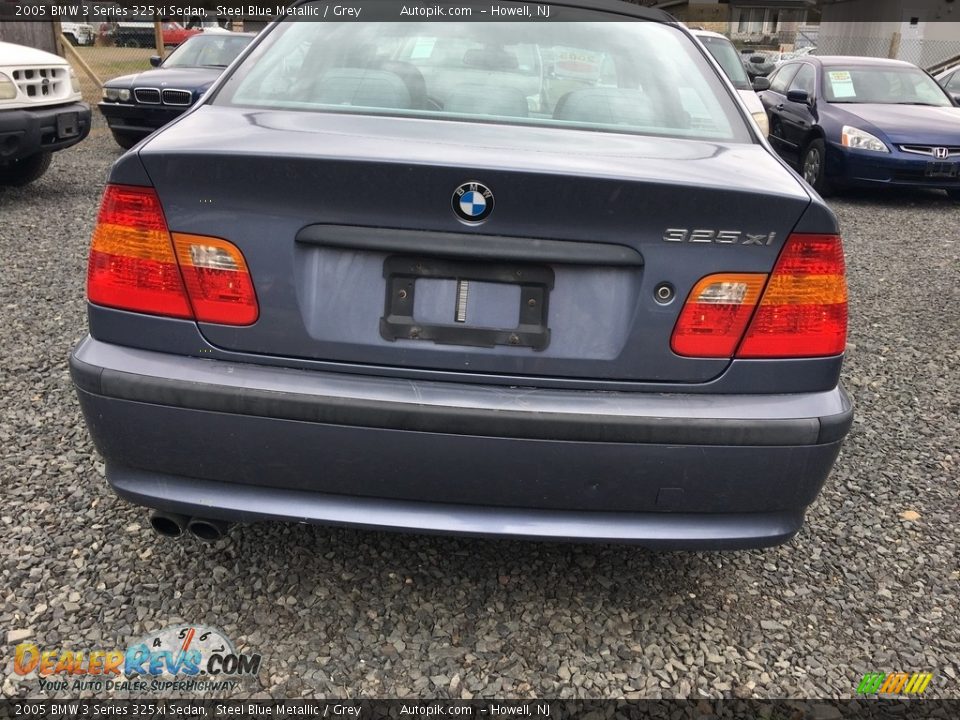 2005 BMW 3 Series 325xi Sedan Steel Blue Metallic / Grey Photo #4