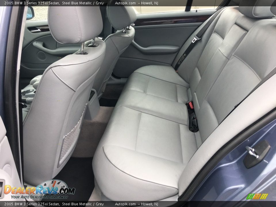 2005 BMW 3 Series 325xi Sedan Steel Blue Metallic / Grey Photo #11