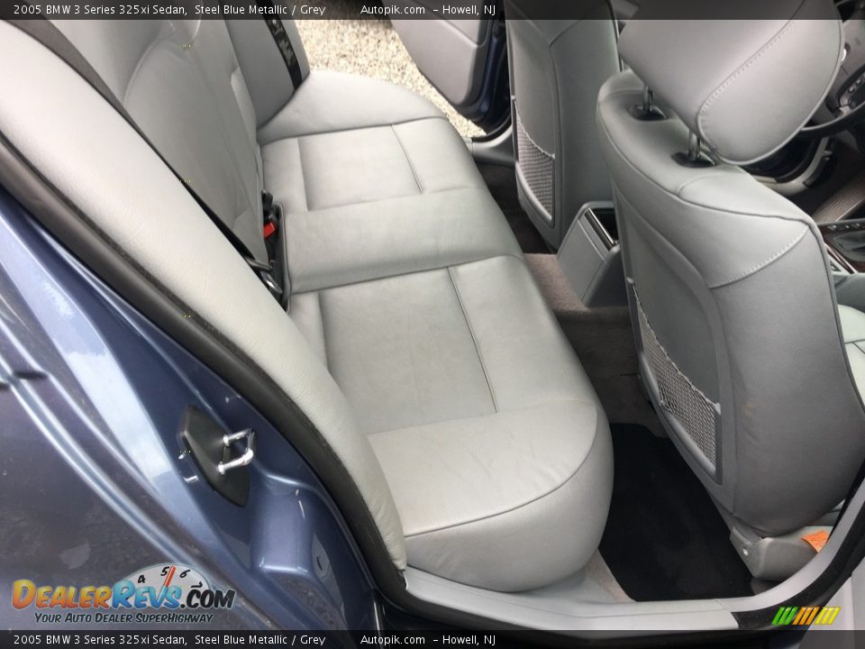 2005 BMW 3 Series 325xi Sedan Steel Blue Metallic / Grey Photo #13