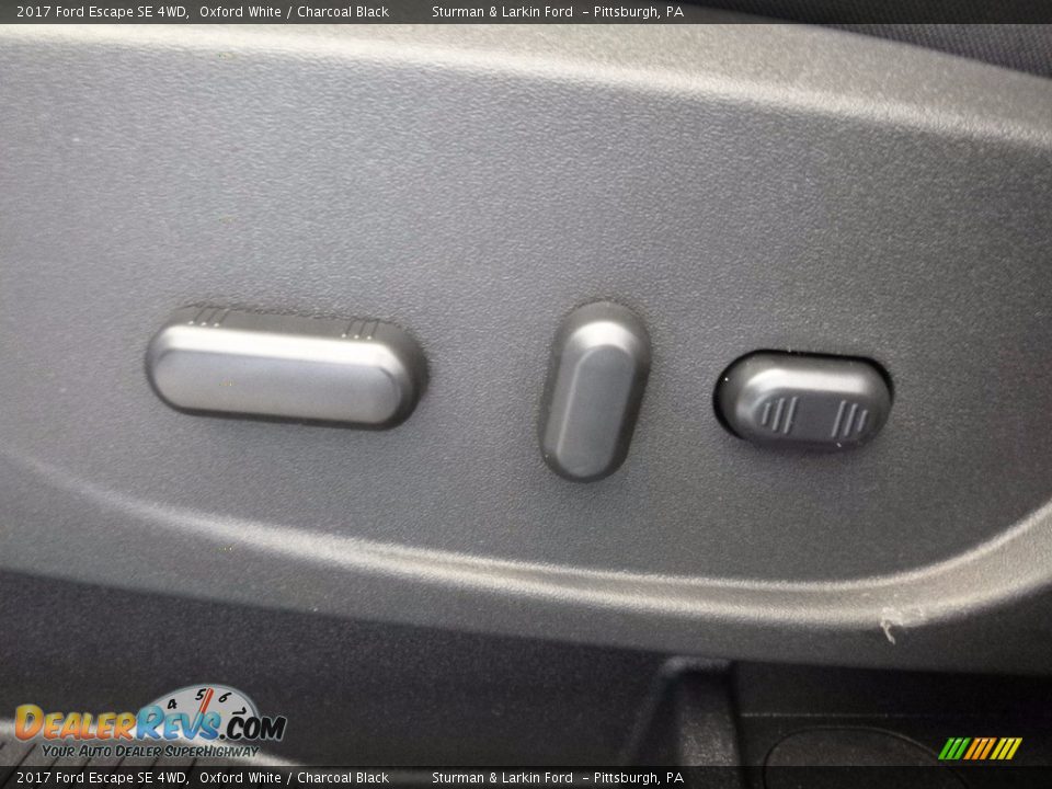 2017 Ford Escape SE 4WD Oxford White / Charcoal Black Photo #12