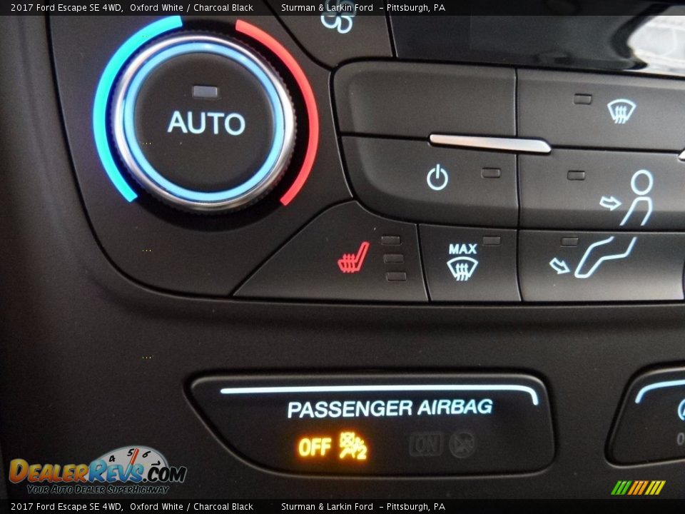 2017 Ford Escape SE 4WD Oxford White / Charcoal Black Photo #13